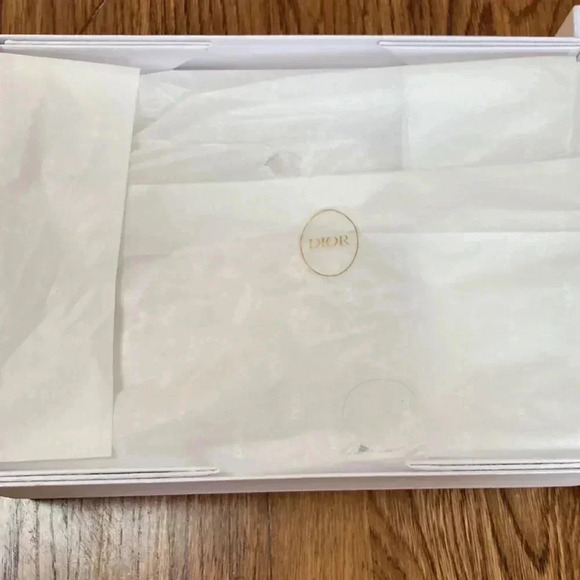 Dior I 12x9, 9x9 - Picture 12 of 15